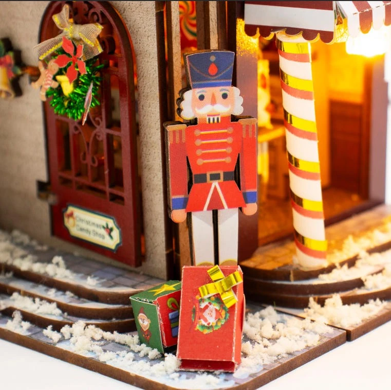 Christmas Dollhouse5
